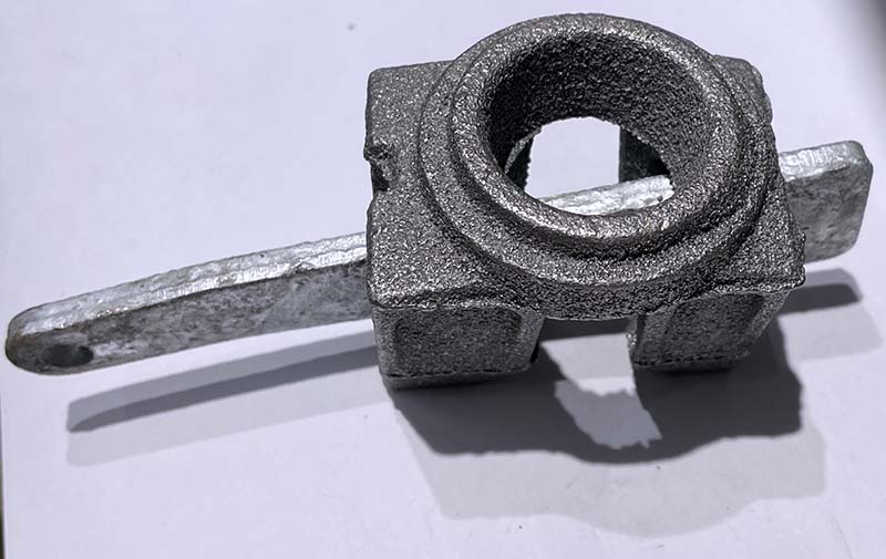 Ringlock scaffolding ledger head